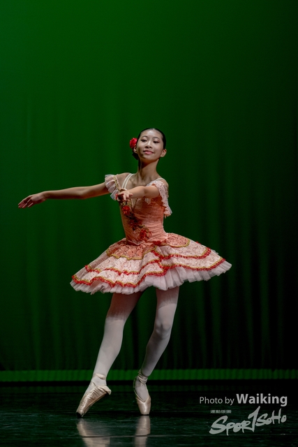 2020-10-18 Solo Dance 0576