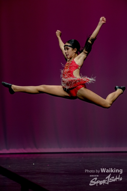 2020-10-18 Solo Dance 2113