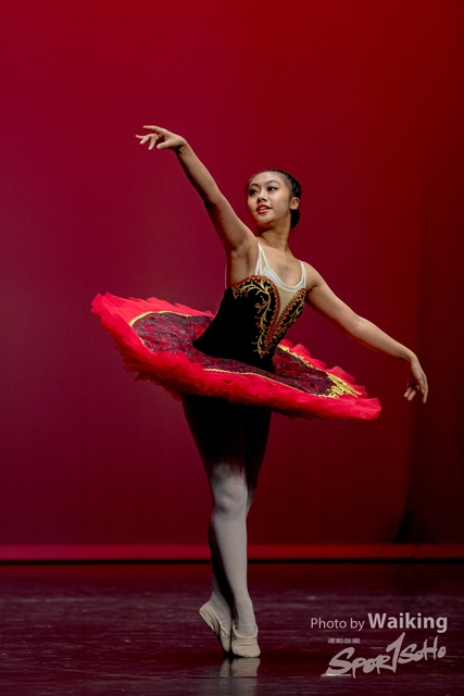 2020-10-18 Solo Dance 0595