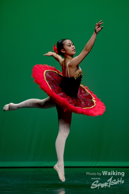 2020-10-18 Solo Dance 0602
