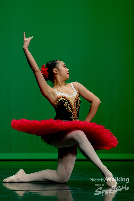 2020-10-18 Solo Dance 0607