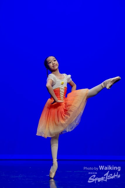 2020-10-18 Solo Dance 0614