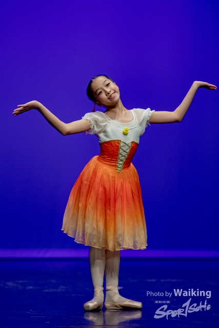 2020-10-18 Solo Dance 0620