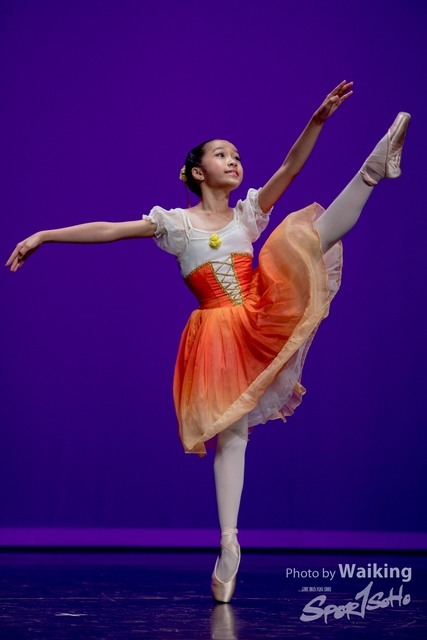2020-10-18 Solo Dance 0621
