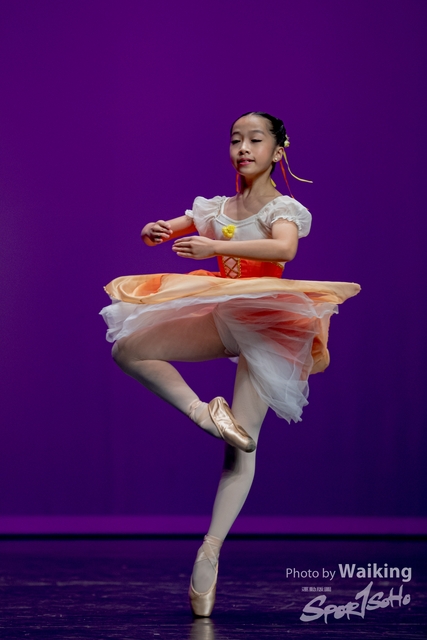2020-10-18 Solo Dance 0622