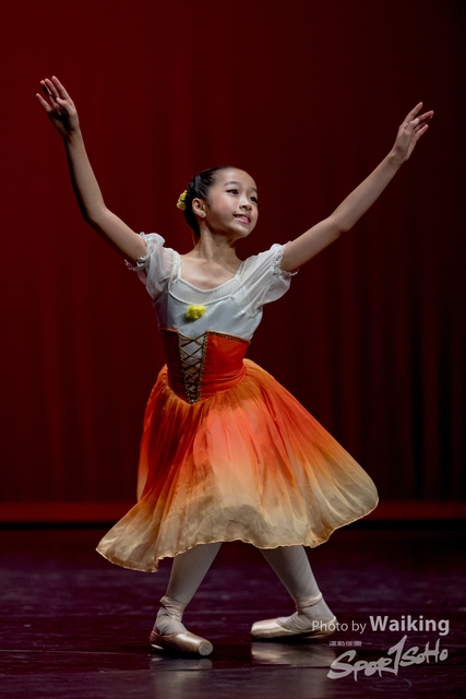 2020-10-18 Solo Dance 0626