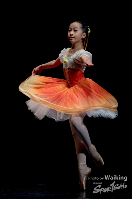2020-10-18 Solo Dance 0632