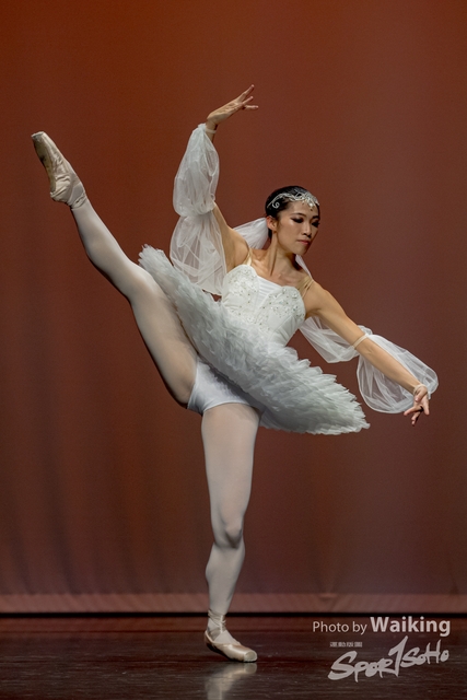 2020-10-18 Solo Dance 0645