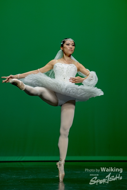 2020-10-18 Solo Dance 0652