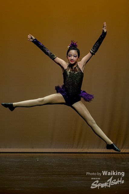 2020-10-18 Solo Dance 2177