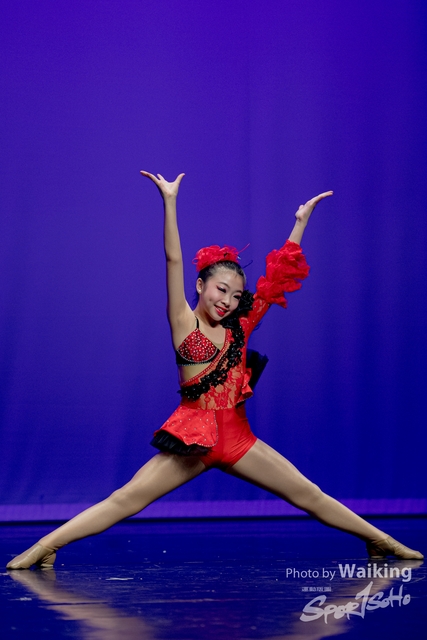 2020-10-18 Solo Dance 2211
