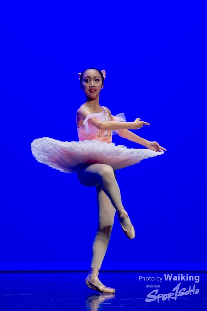 2020-10-18 Solo Dance 0695