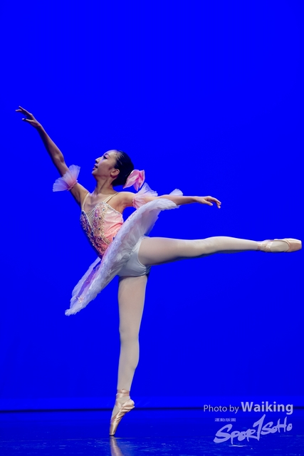 2020-10-18 Solo Dance 0696