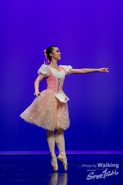 2020-10-18 Solo Dance 0700