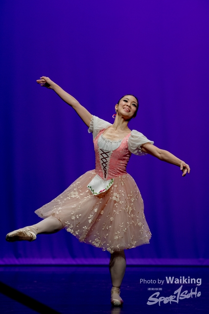 2020-10-18 Solo Dance 0702
