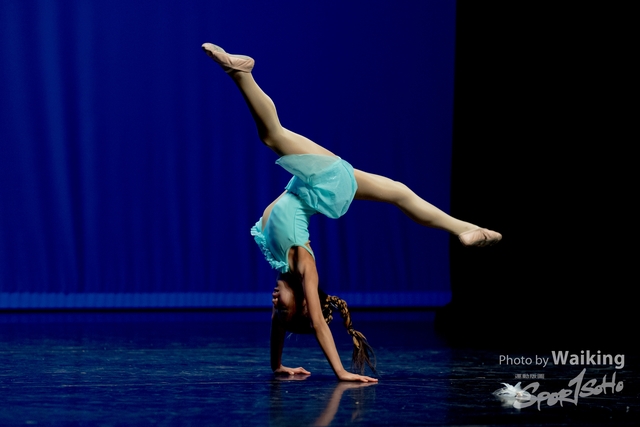 2020-10-18 Solo Dance 1385