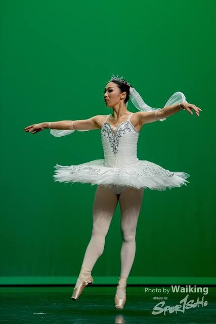 2020-10-18 Solo Dance 0719