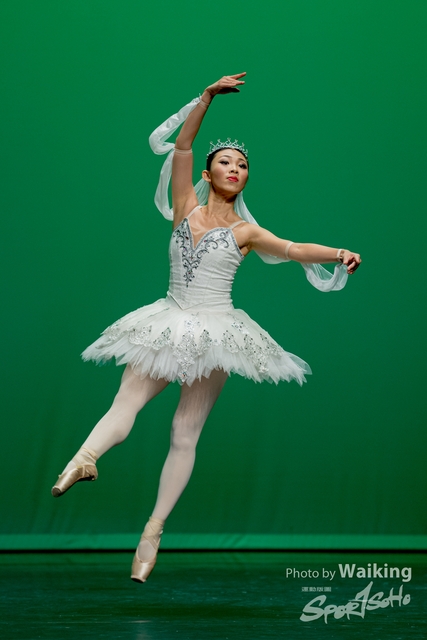 2020-10-18 Solo Dance 0720
