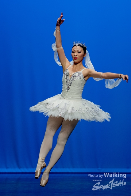 2020-10-18 Solo Dance 0723
