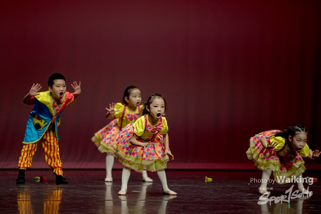 2020-10-18 Solo Dance 1393