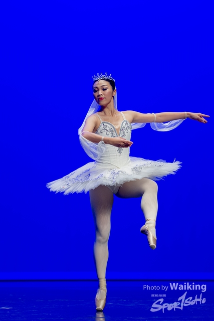 2020-10-18 Solo Dance 0727