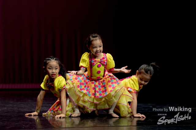 2020-10-18 Solo Dance 1402