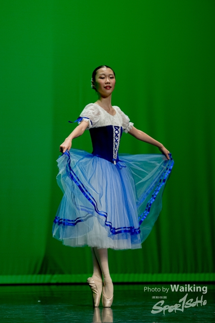 2020-10-18 Solo Dance 0745