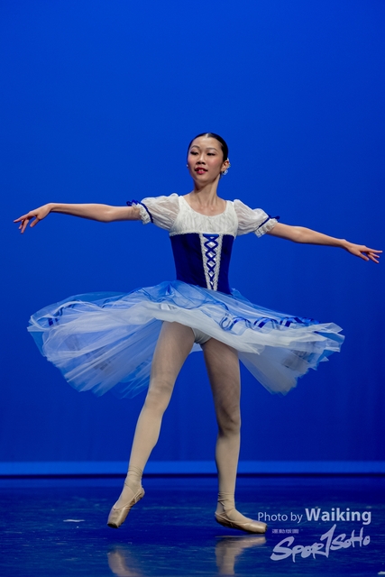 2020-10-18 Solo Dance 0748