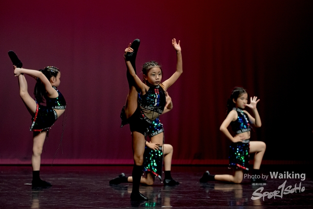 2020-10-18 Solo Dance 1417
