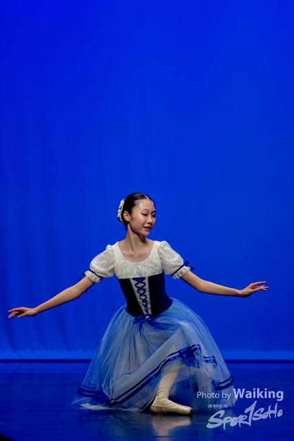 2020-10-18 Solo Dance 0750