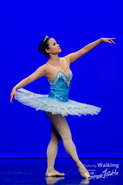 2020-10-18 Solo Dance 0752