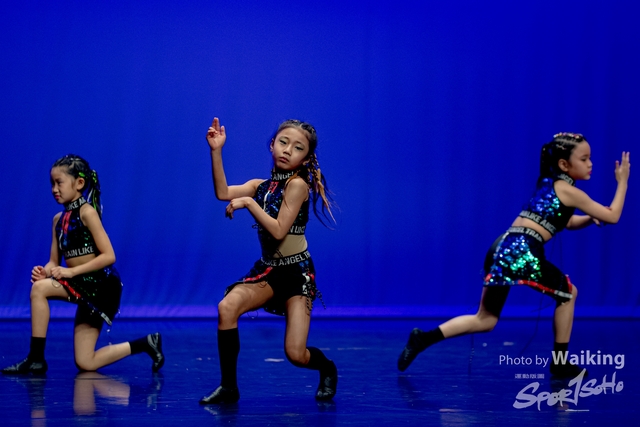 2020-10-18 Solo Dance 1425