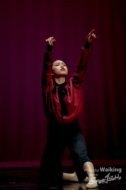 2020-10-18 Solo Dance 1446