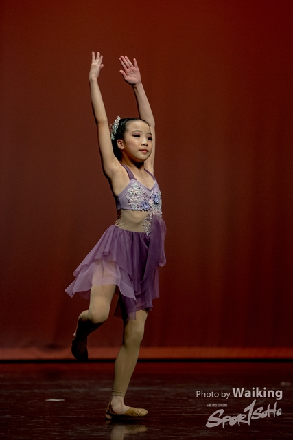 2020-10-18 Solo Dance 1460