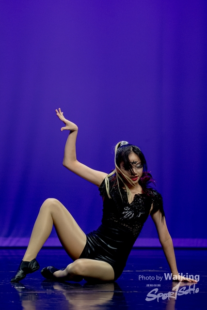 2020-10-18 Solo Dance 2325