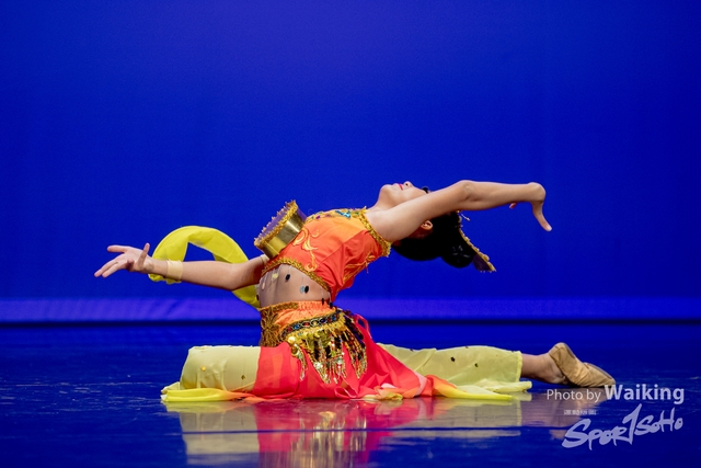 2020-10-18 Solo Dance 0830