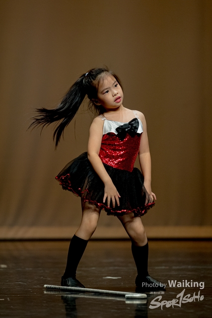2020-10-18 Solo Dance 1518