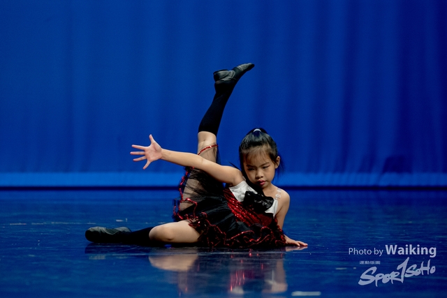 2020-10-18 Solo Dance 1520