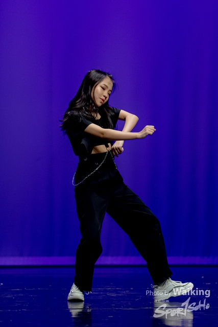 2020-10-18 Solo Dance 2385