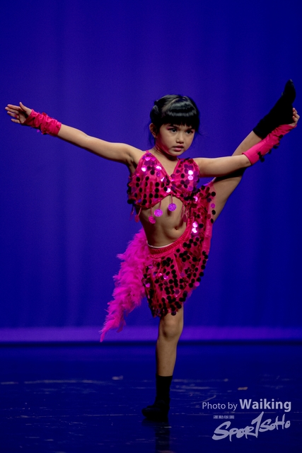 2020-10-18 Solo Dance 1535
