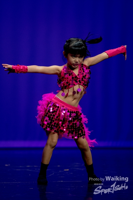 2020-10-18 Solo Dance 1536