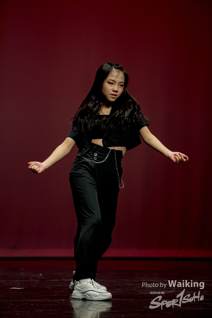 2020-10-18 Solo Dance 2398