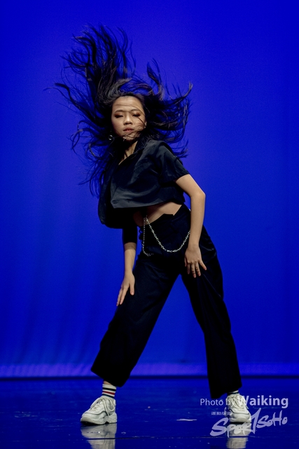 2020-10-18 Solo Dance 2411
