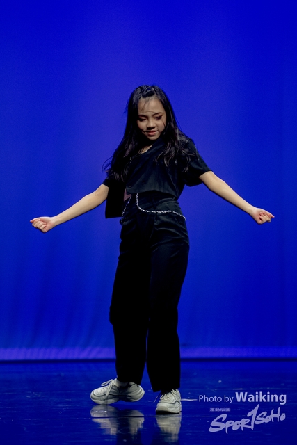 2020-10-18 Solo Dance 2412
