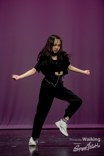 2020-10-18 Solo Dance 2414