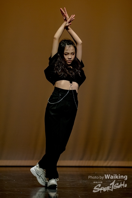 2020-10-18 Solo Dance 2418