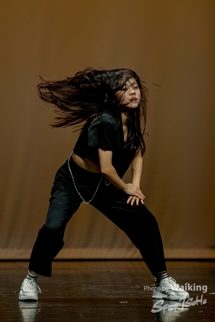 2020-10-18 Solo Dance 2420