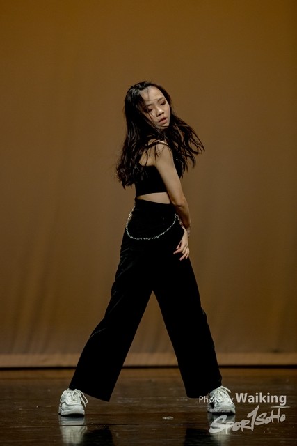 2020-10-18 Solo Dance 2422