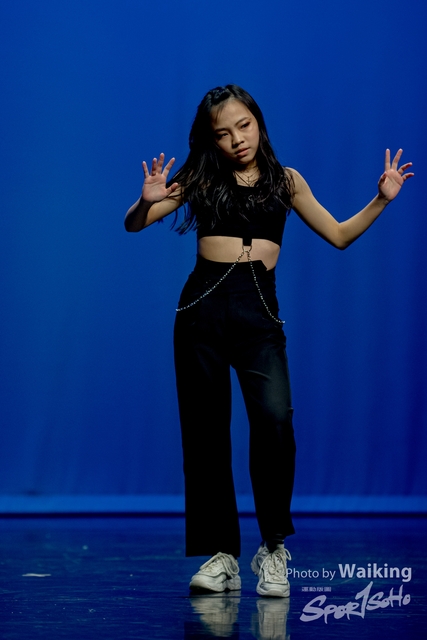 2020-10-18 Solo Dance 2427