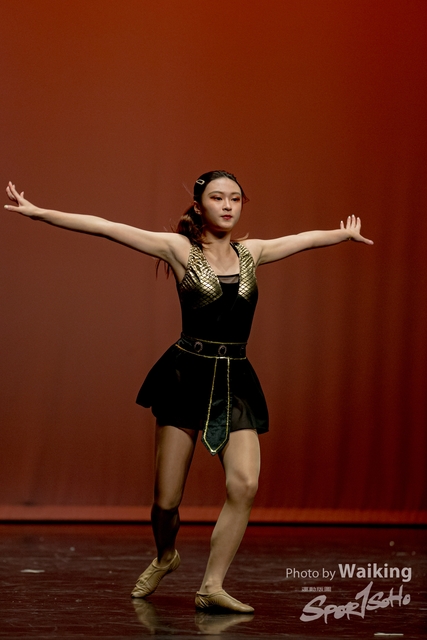 2020-10-18 Solo Dance 2429